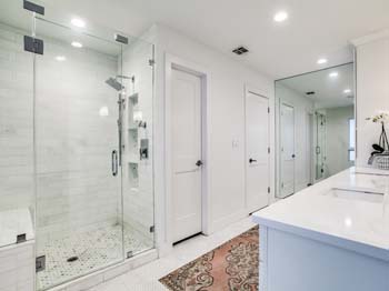 An example of San Antonio's best bathroom remodelers